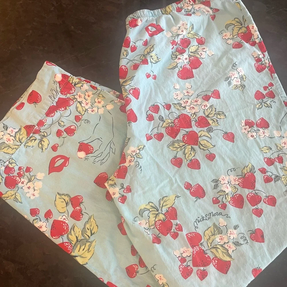 Nick & Nora Strawberry Print Pajama Set - Picture 8 of 10